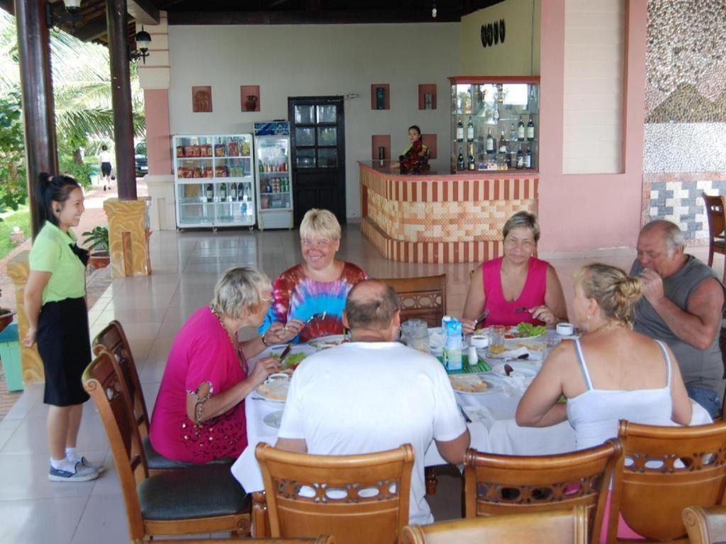Non Nuoc Resort Муи Не Екстериор снимка